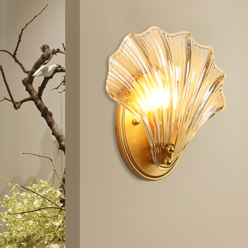 Single curved shell wall lamp country style black/gold ribbed glass wall lamp lighting element