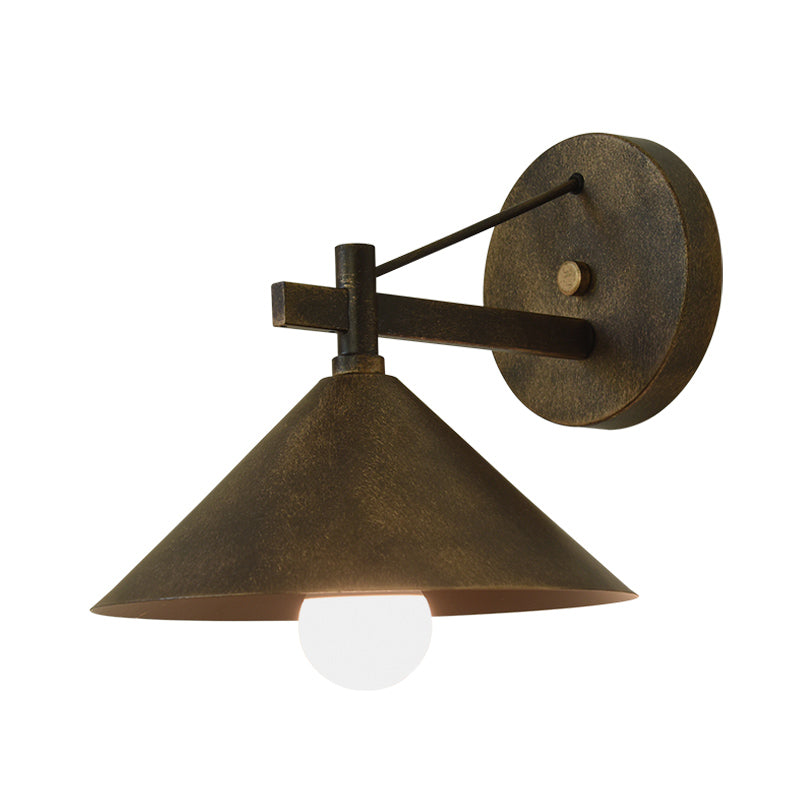 Metal Cone Wall Lamp Vintage 1 Light Outdoor Wall Lighting Lamp in Black/Antique Brass/Old Silver