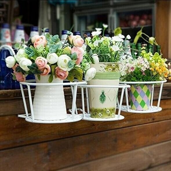 VerdaLift Plant Hanging Shelf — Finally rock-solid support for your balcony dreams