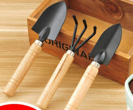 3-Piece Garden Tool Set with Wooden Handles – Handy Shovel, Rake, and Hoe for Garden Maintenance