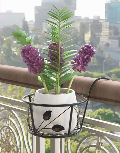 VerdaLift Plant Hanging Shelf — Finally rock-solid support for your balcony dreams