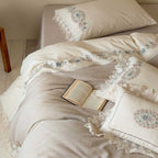 Romantic bedding set made of linen-cotton mix with lace trim and floral embroidery