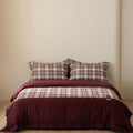 Checkered bedding set with reversible design and pillowcases