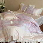 Vintage-style bedding set in silky satin with ruffled border and lace panel