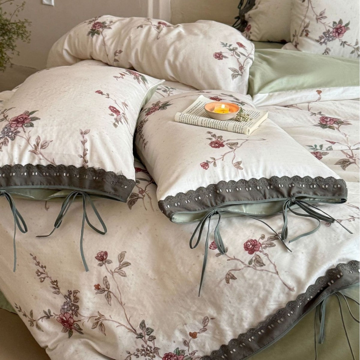 Percale bedding set with floral vintage embroidery, lace trim, and ties
