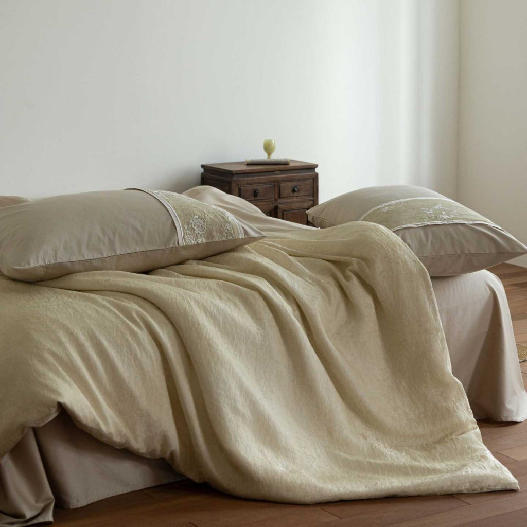 Luxury linen bedding set with embroidered decorative stripe