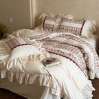 Romantic bedding set made of cotton-linen mix with ruffle edge & botanical border embroidery