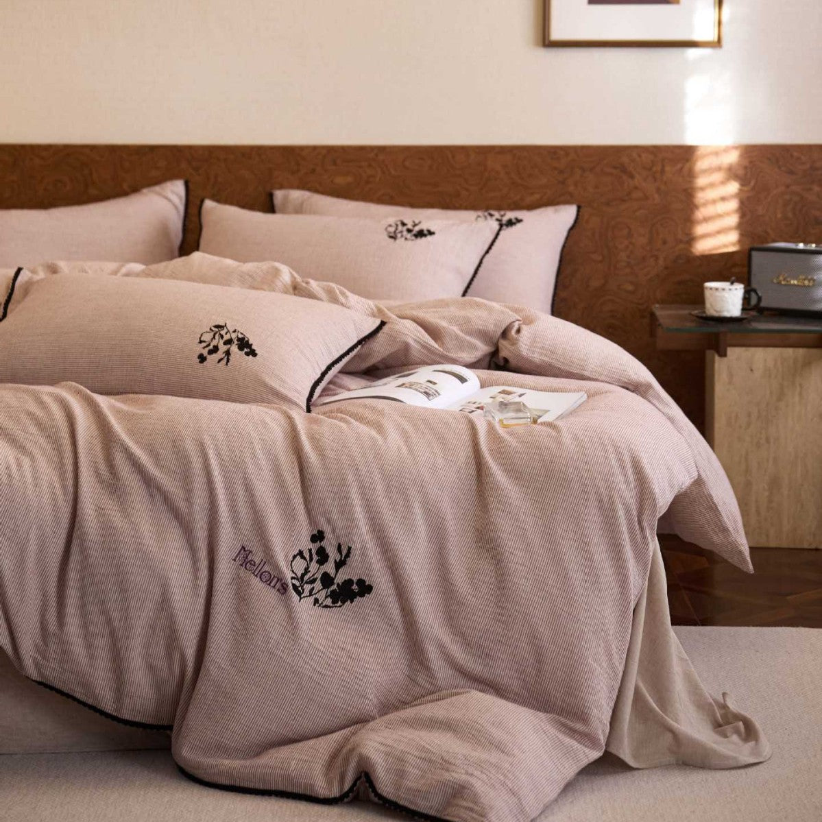 High-quality cotton blend bedding set with embroidery