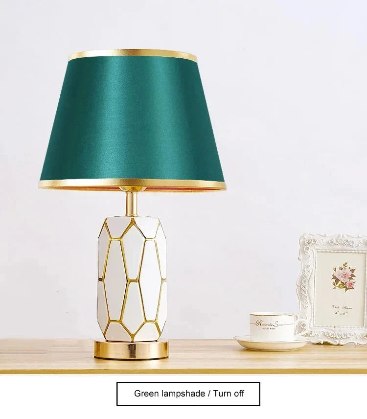 American ceramic table lamp - Simple modern bedroom bedside lamp for the living room, warm wedding space decorative lamp