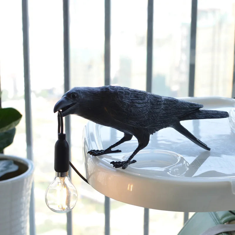Modern Lucky Bird Table Lamp – Creative Heart Animal Design for Bedroom and Living Room