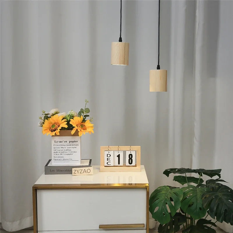 Modern wooden pendant lamp - Nordic style solid wood lamp for living room, bedroom, bar and restaurant, E27 lamp base