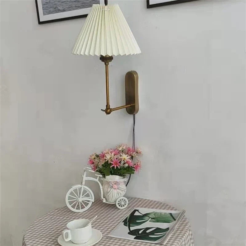 Modern swivel wall lamp – LED origami lampshade for bedroom, living room and bathroom decoration