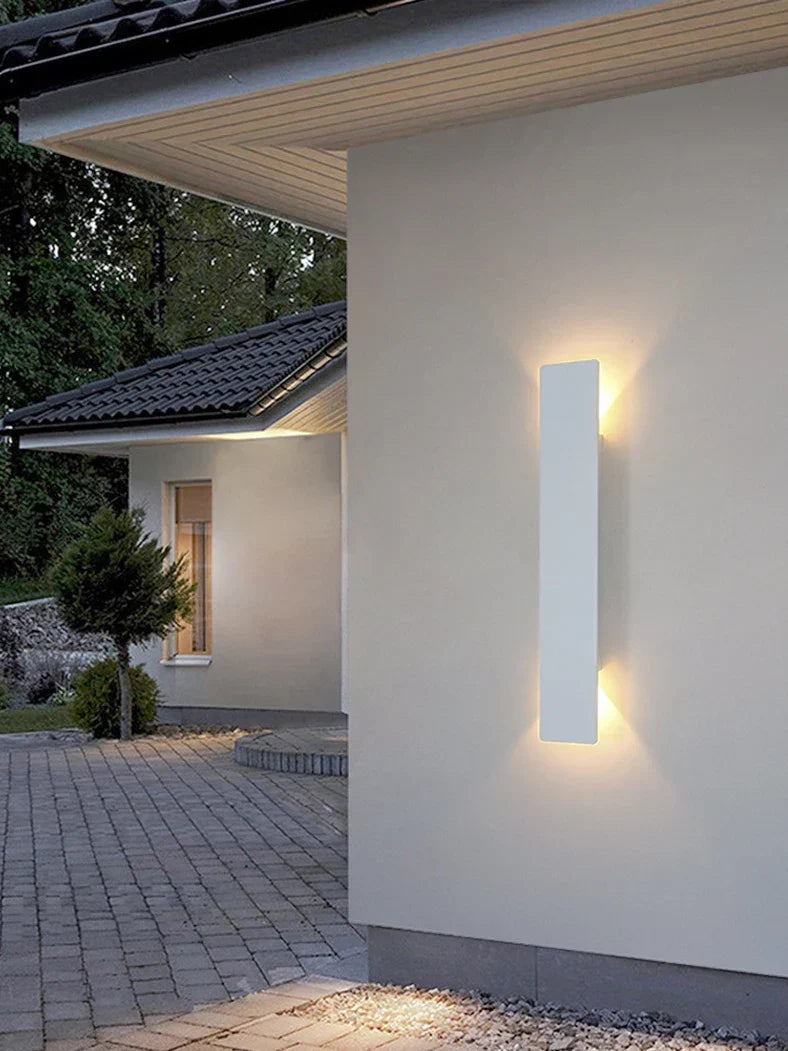 Aluminum LED Wall Lamp: Improvement of your indoor and outdoor spaces