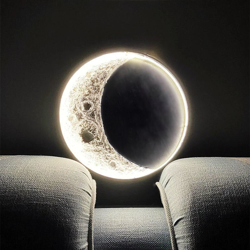 DIY Floating Moon Night Table Lamp