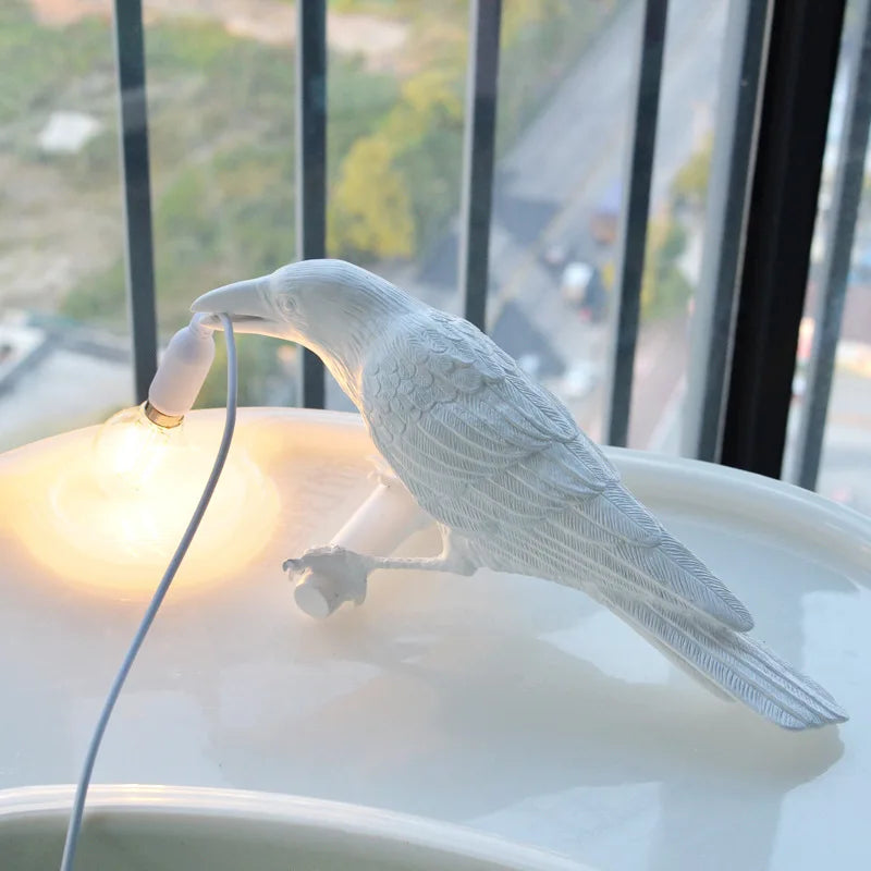 Modern Lucky Bird Table Lamp – Creative Heart Animal Design for Bedroom and Living Room