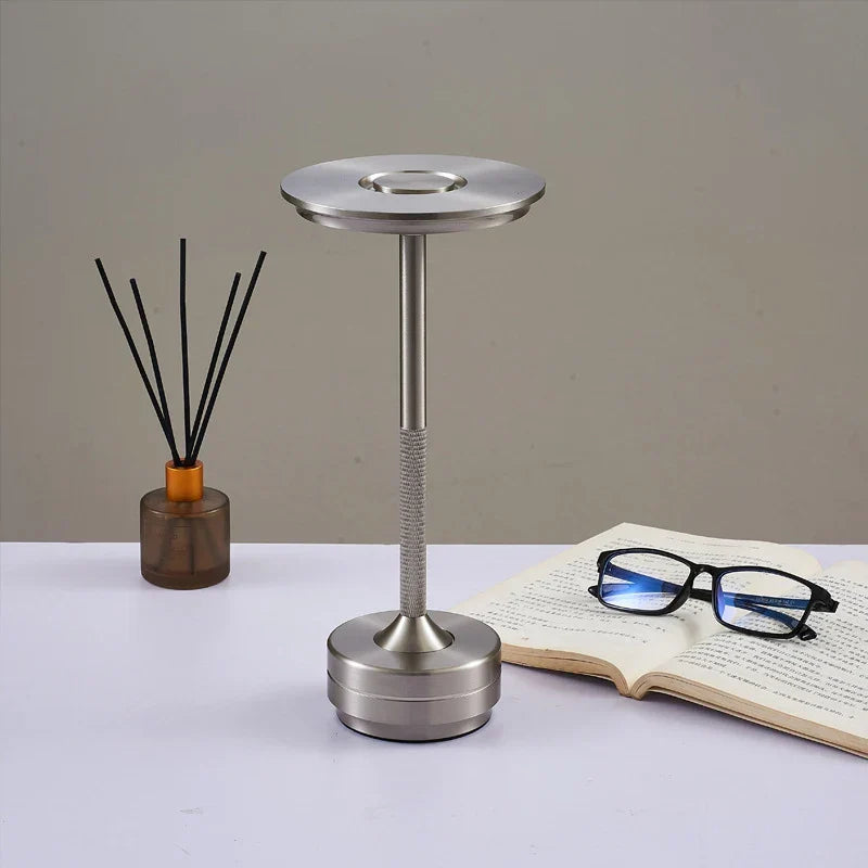 Classic Touch-Sensor-LED-Table Lamp | Rechargeable wireless desk lamp with 3 adjustable color temperatures