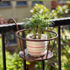 VerdaLift Plant Hanging Shelf — Finally rock-solid support for your balcony dreams