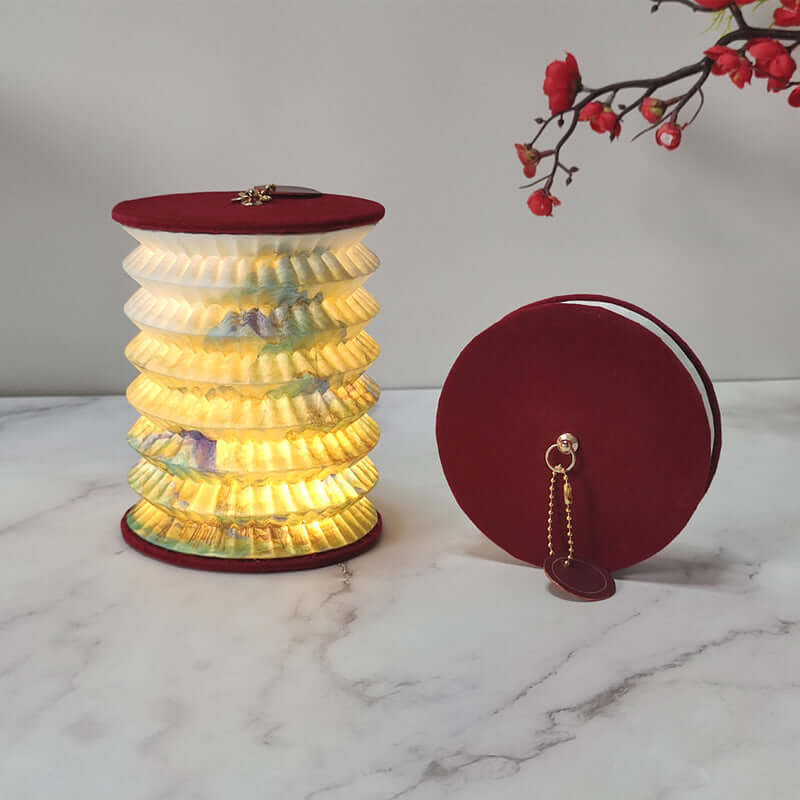 Foldable small lantern for cultural and creative gifts